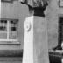 Monument à Renault-Morlière