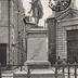 Monument à Jean-François Poulain-Corbion