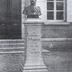 Monument à Paul Poirier